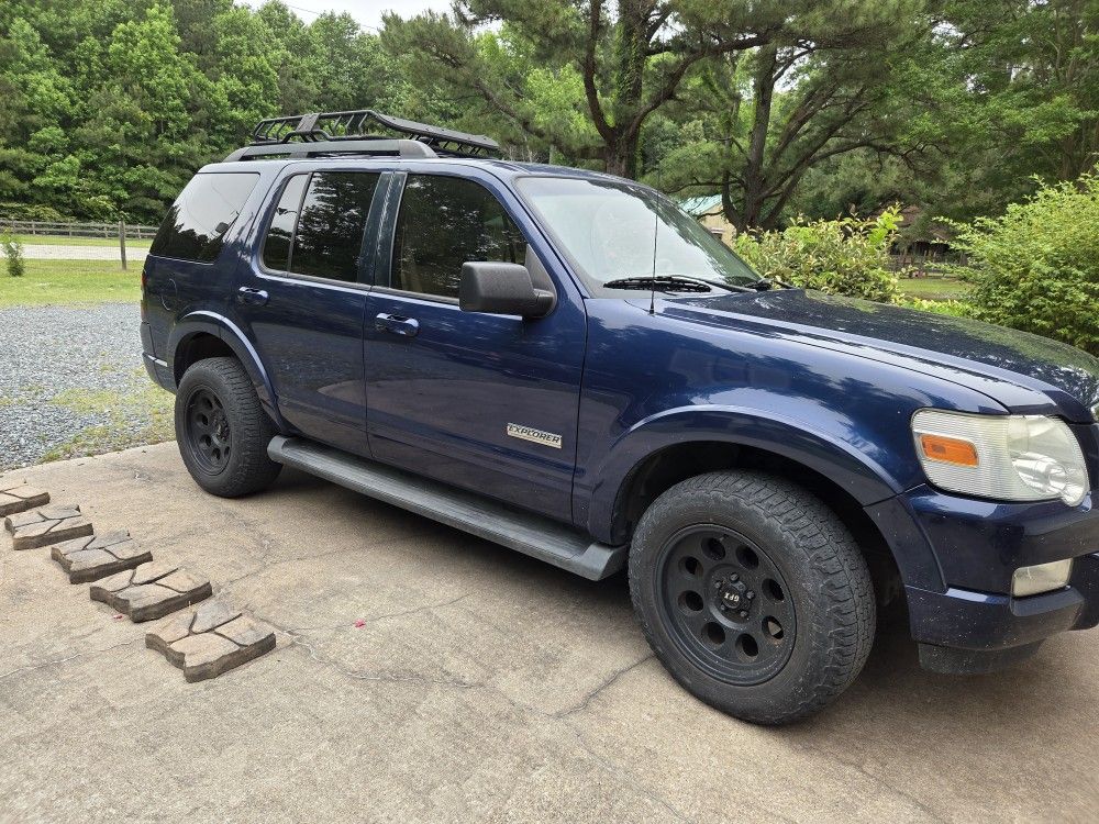 2008 Ford Explorer