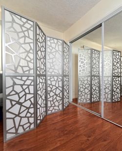 Silver Space Partition Divider | Perfect for Beauty Business