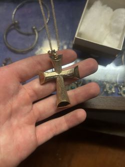 cross necklace