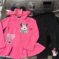 Girls Minnie Mouse Jacket And Pant Set Size 5