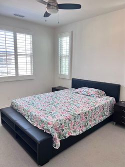 Free queen size bed in Eastwood Irvine