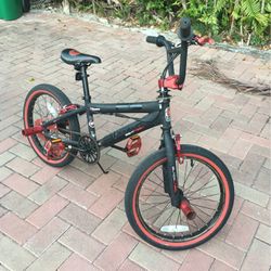 Razor Black Label Pro 18” FS Bicycle