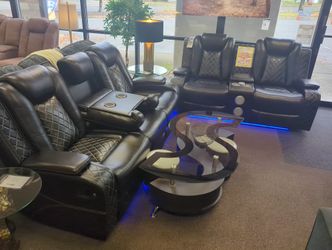 RECLINING SOFA AND LOVESEAT SET 