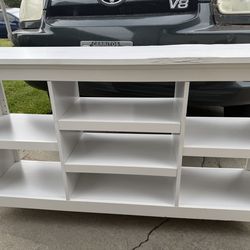 Horizontal book/ storage shelf