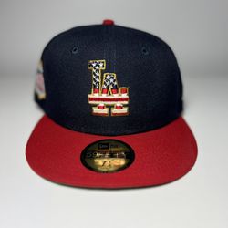LA Fitted Cap 4th Of July Edition Size 7 1/8