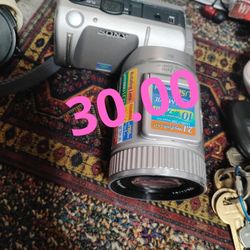 Sony Digital Still & Movie Camera DSC-F505