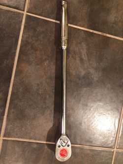 1/2 “ Snap on wrench.. 20” long ...! $110 hablo español