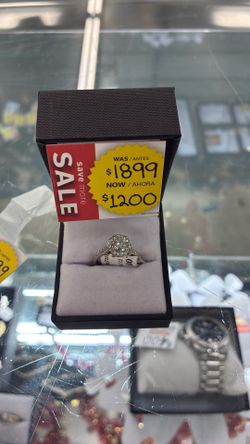 14k Diamond Ring 