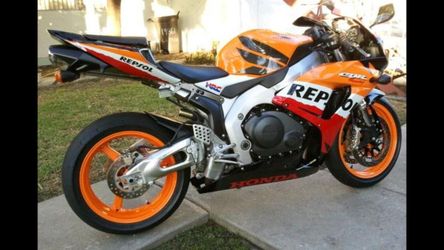 2007 HONDA CBR 1000 RR REPSOL