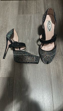 Size 11 Iridescent Rhinestone Black Heels