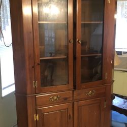 Corner Cabinet 