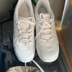 Easy Spirit Shoes 