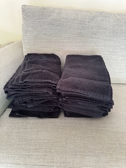 22 Black Salon / Spa Towels – Bulk Lot