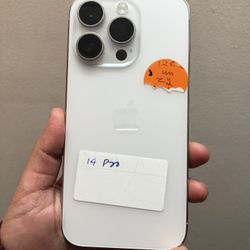 iPhone 14 Pro 128gb unlocked sold with store warranty 