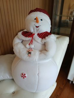 PLUSH HALLOWEEN SNOWMAN