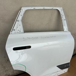 2019 - 2024 Hyundai Nexo Rear Right Side Door OEM