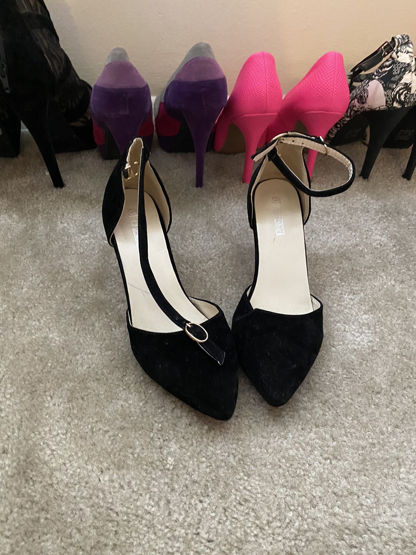 Black Heels (size 6.5)