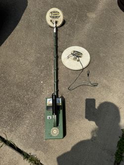 Vintage Garrett Electronics Metal Detector Deep Seeker