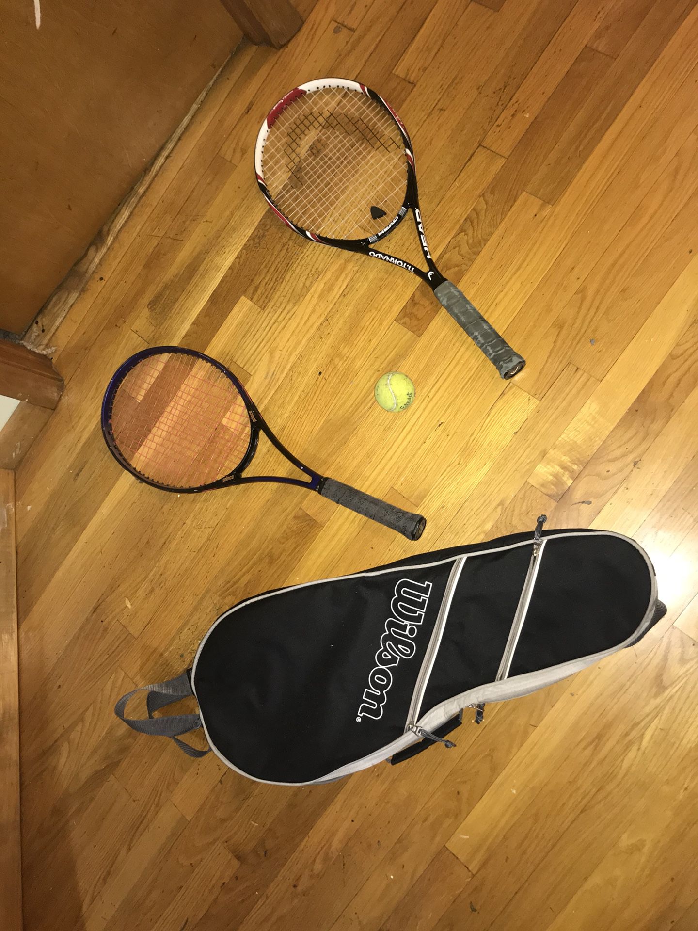Tennis racket set