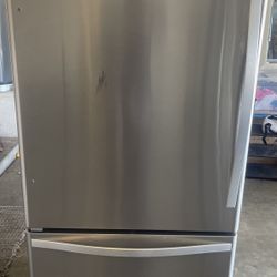 Top And Bottom Whirlpool Refrigerator 