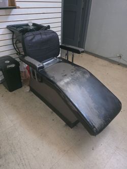 Barber beauty salon chairs