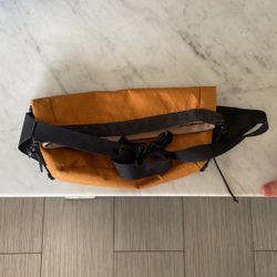 Outer Shell HIP Slinger Bag