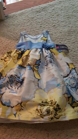 Size 4t dress new with tags !