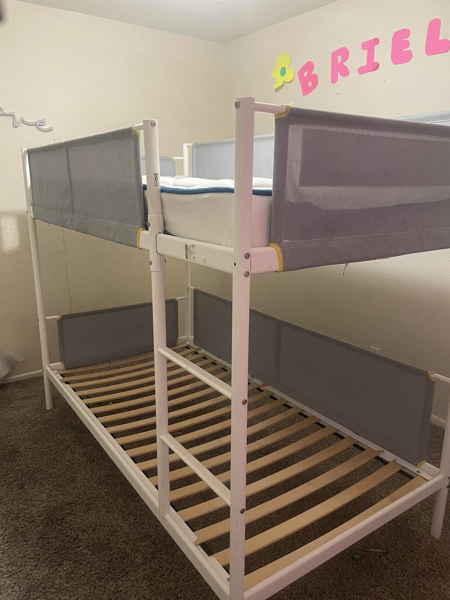 Twin Bunk Beds 