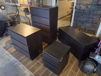 bedroom furniture set