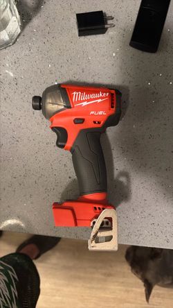Milwaukee 2760-20