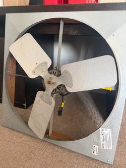 Master Flow 24” Whole House Attic Fan – Tested & Working