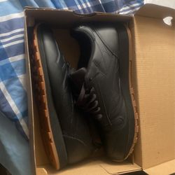 Fresh Pair Black Reebok Only Wore Once