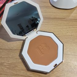 Fenty bronzer