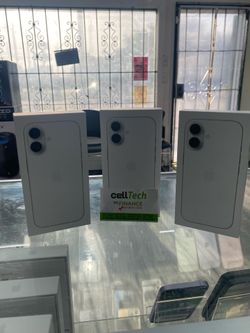 IPHONE 17 UNLOCKED
