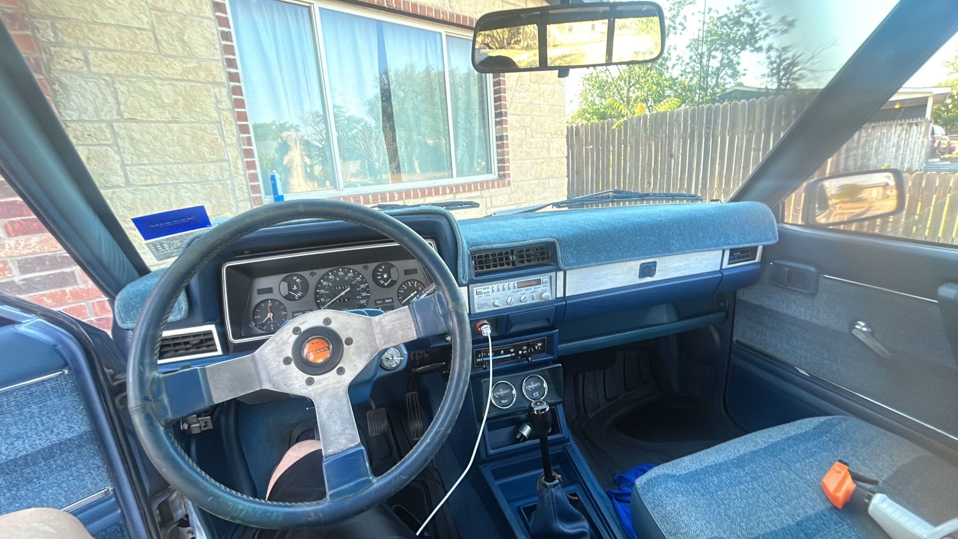 Nissan 1986