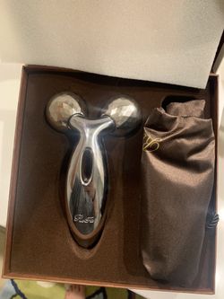 ReFa CARAT Platinum Massage Roller