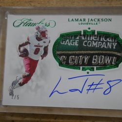 2019 Panini Flawless Collegiate Lamar Jackson Louisville signed Patch Card 1/5. 