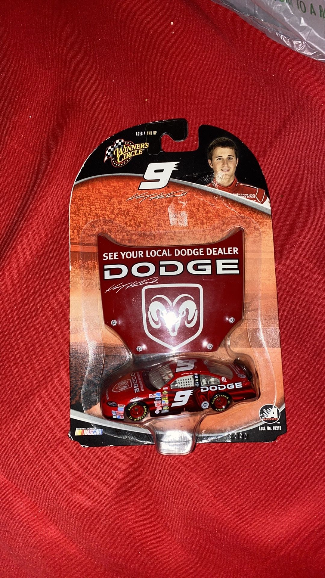 2004 #9 Kasey Kahne Dodge Dealers 1/64 Winners Circle NASCAR Diecast