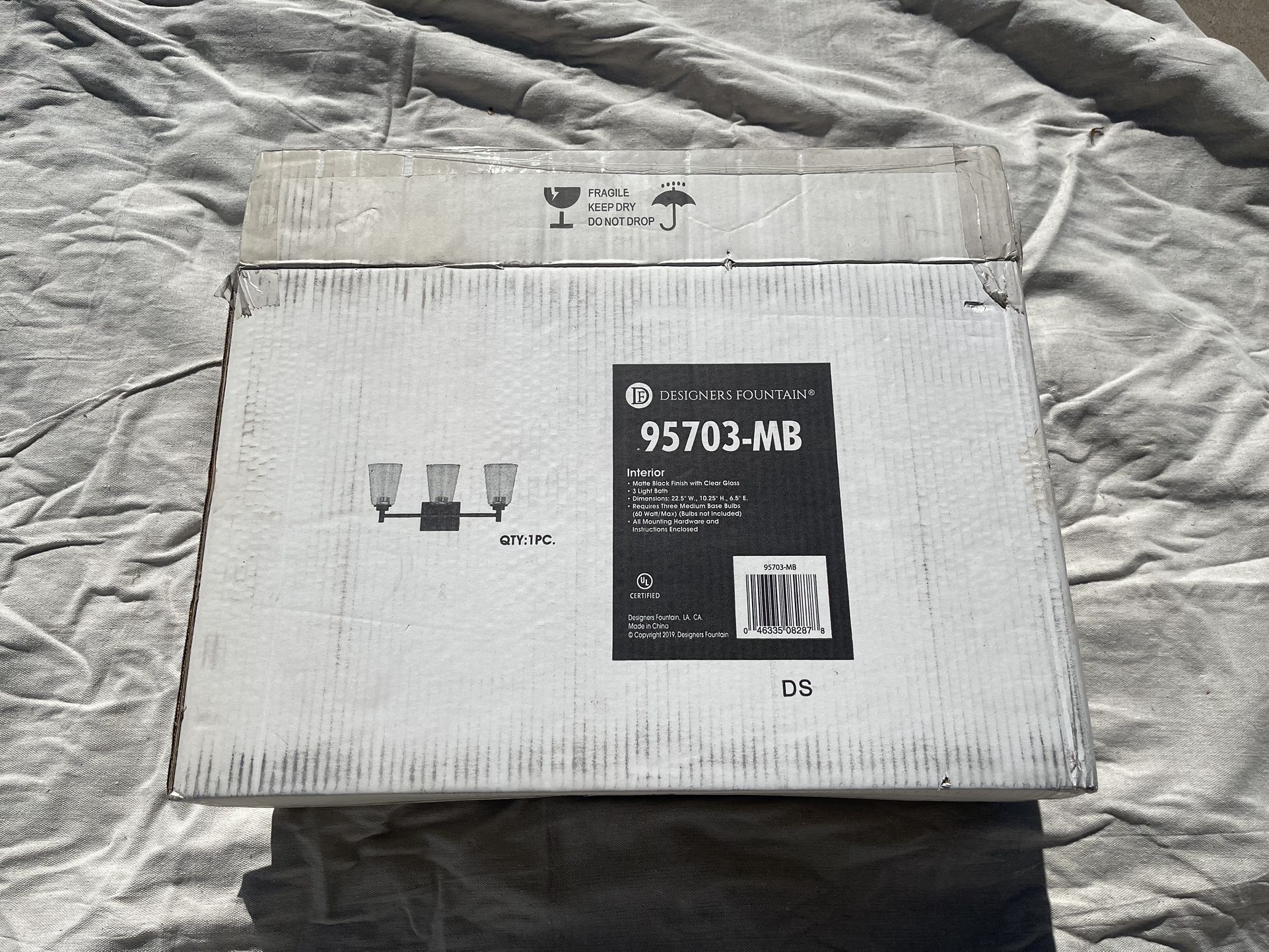 New In Box 3-bulb Black Bathroom Vanity Light