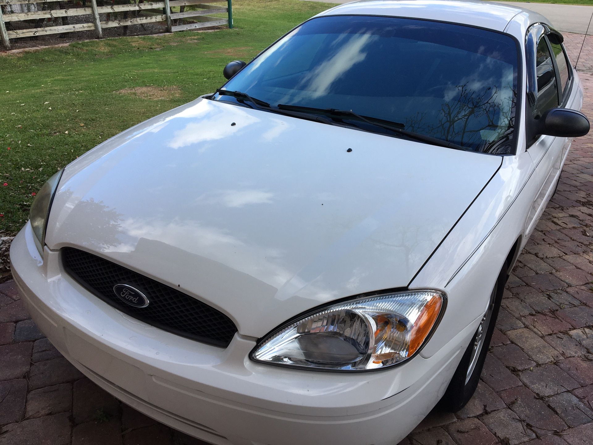 2006 Ford Taurus