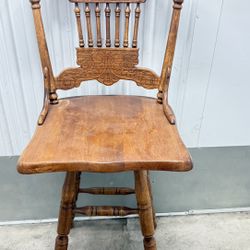 Oak Wood Bar Stool