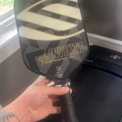 Selkirk Invikta Mid weight 