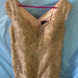 Side 16 Gold Dress Royal Queen Collection 