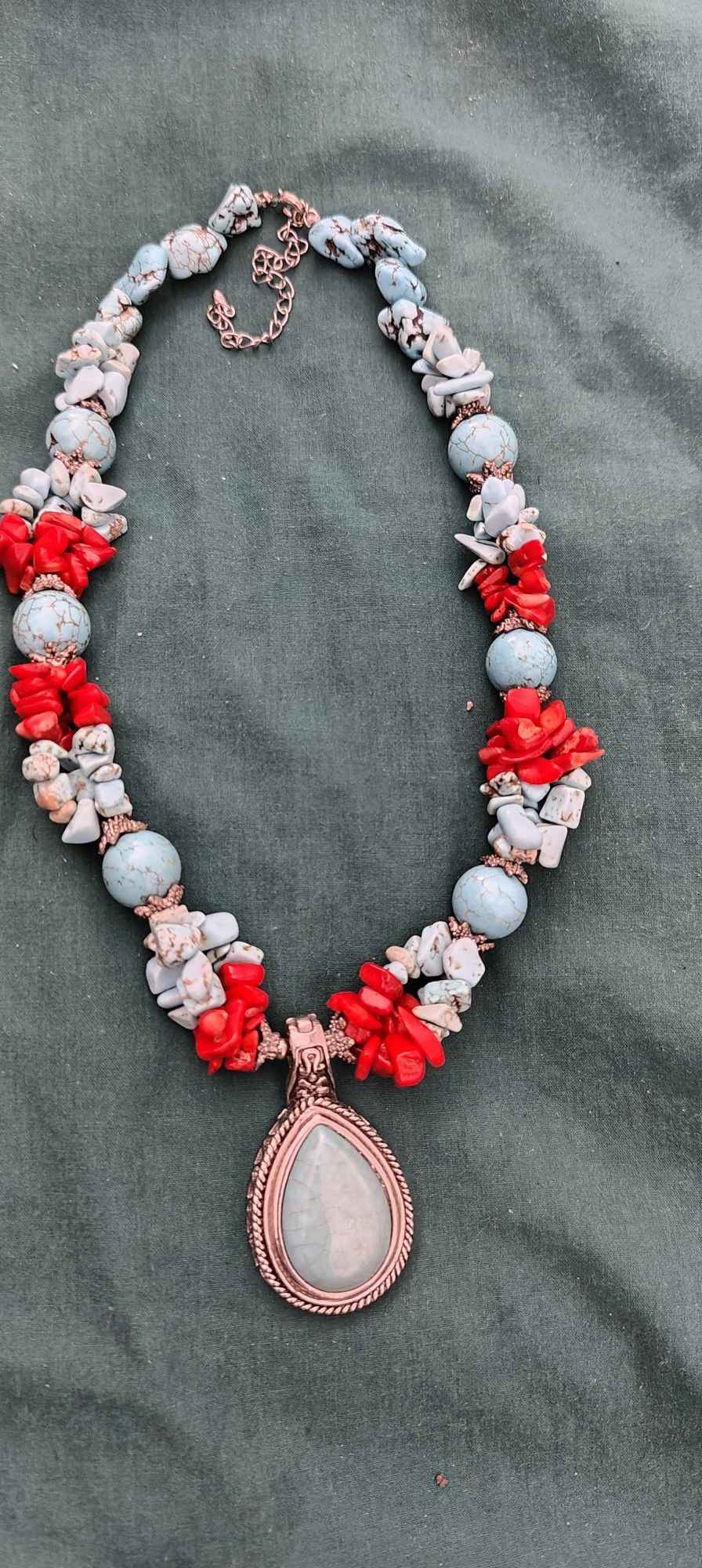 Faux Turquoise  and Read Bead Collar !!