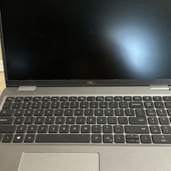 Laptop Dell I5 11gen