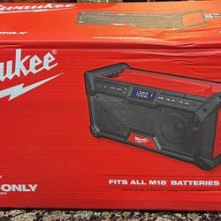 Milwaukee M18 Bluetooth Jobsite Radio