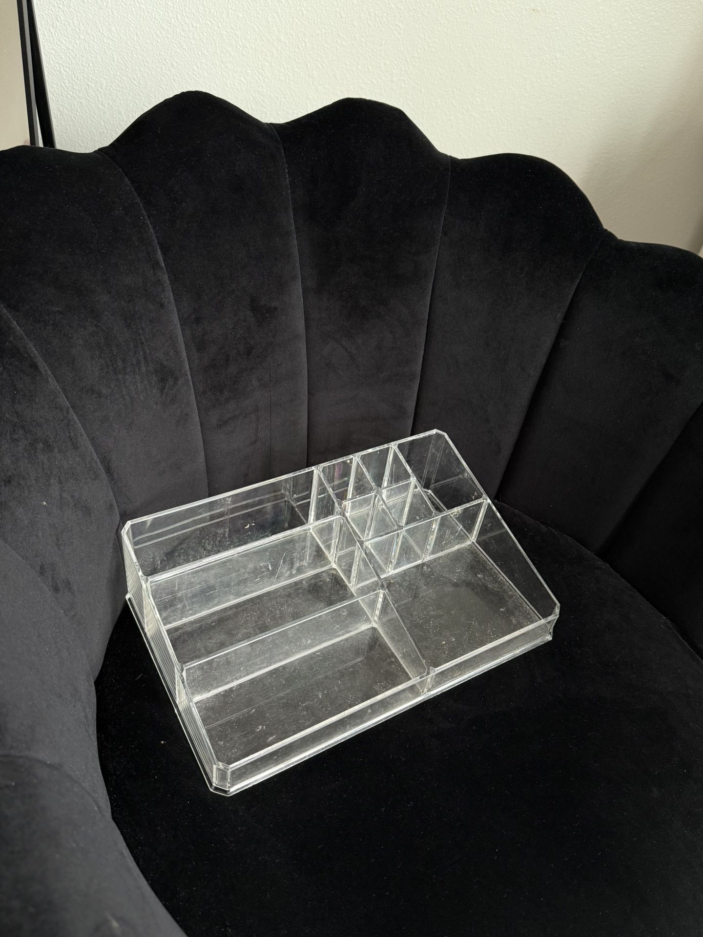 Makeup organizer