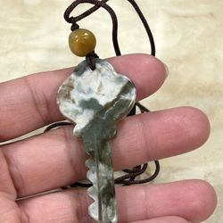 💯 Grade A Natural multi color Jadeite Jade Key for Love