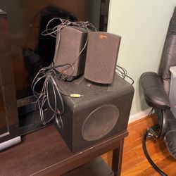 Klipsch Promedia 2.1 Speakers