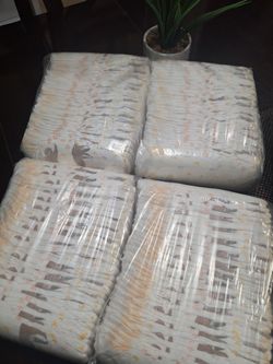 Diapers Size 4